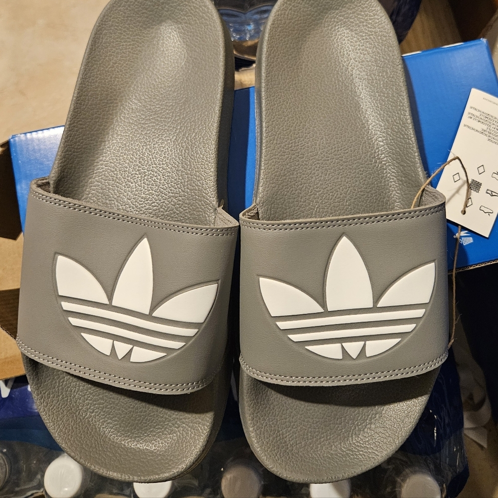 Adidas Trefoil Slides